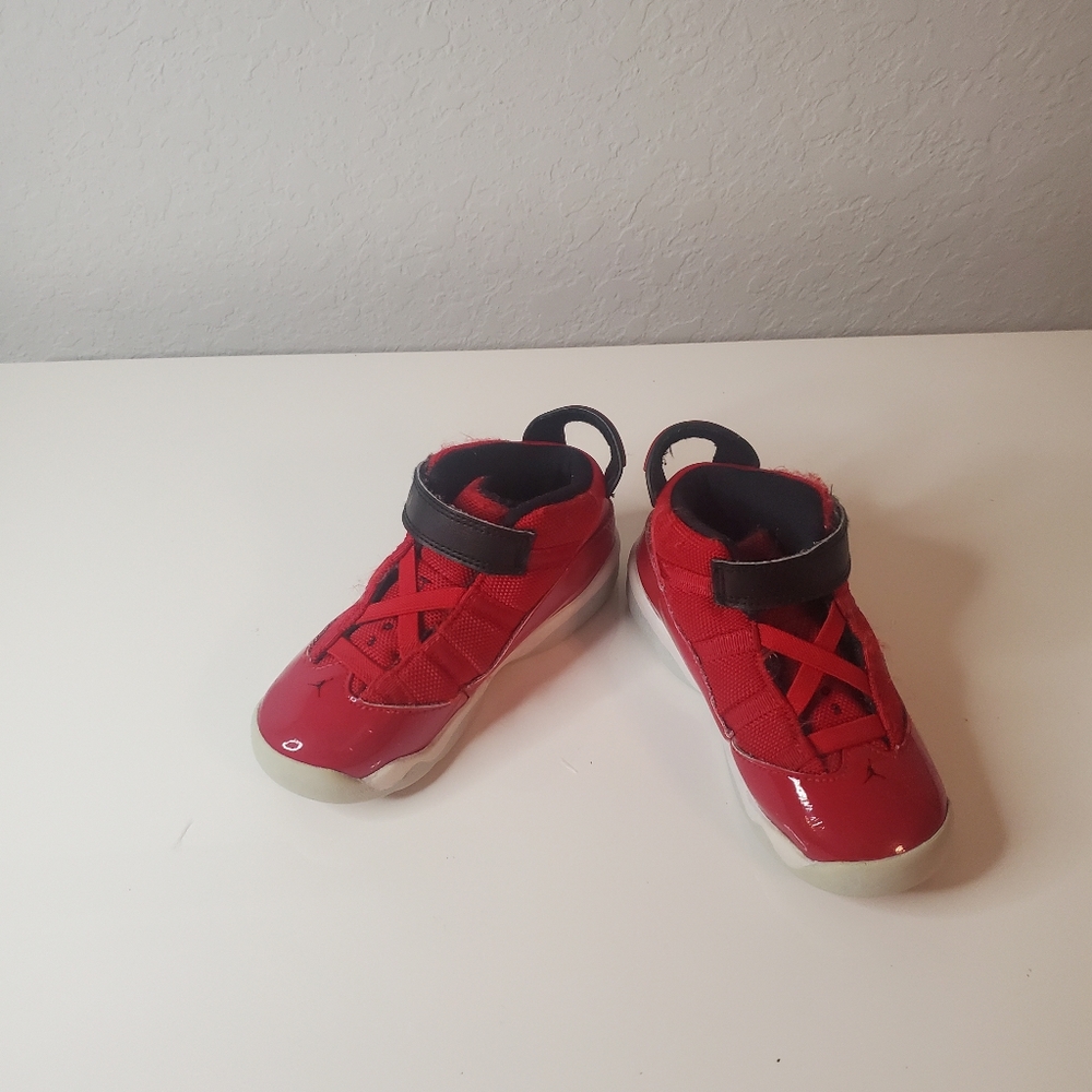 Red Jordans kids size 10